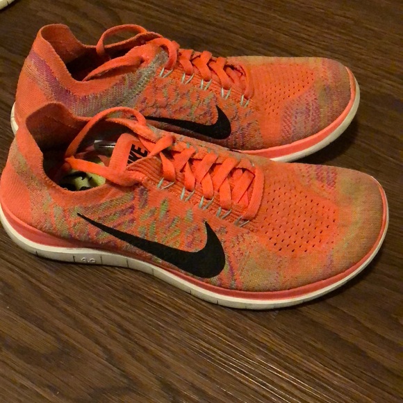 Nike flyknit run free 4.0, size 6